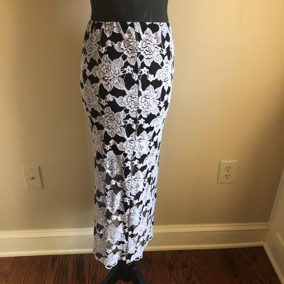 Free People KAS NY Skirt with Lace Overlay Sz Sm - Picture 3 of 8